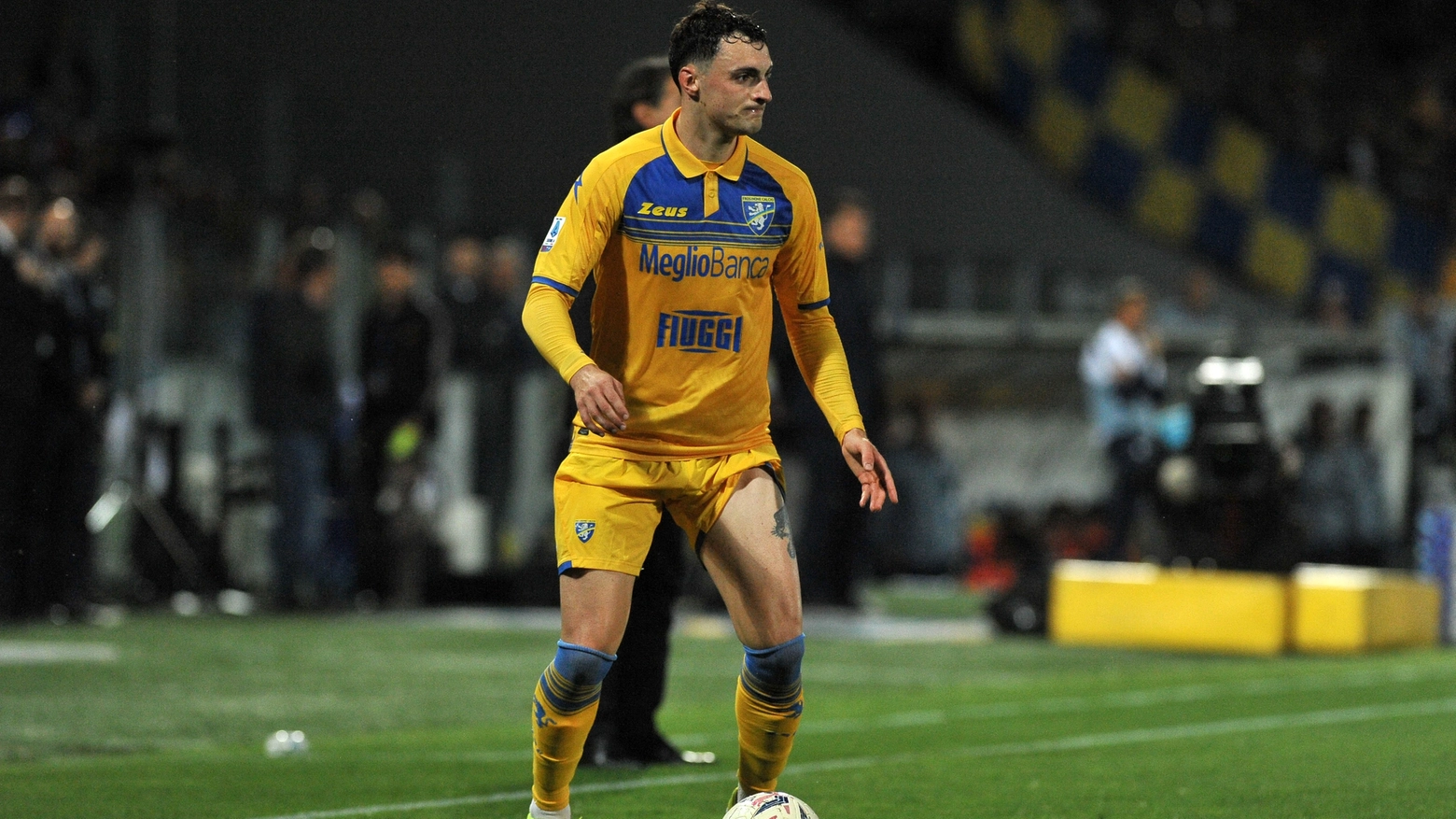 Il 25enne esterno bellunese da gennaio era a Frosinone dove ha giocato 14 partite con un gol