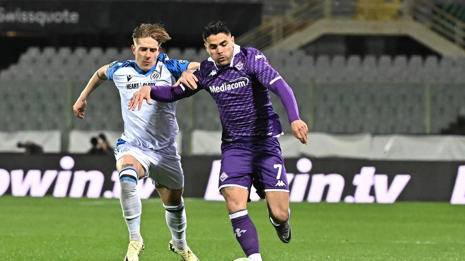 Calcio: Fiorentina, Sottil operato per la clavicola fratturata