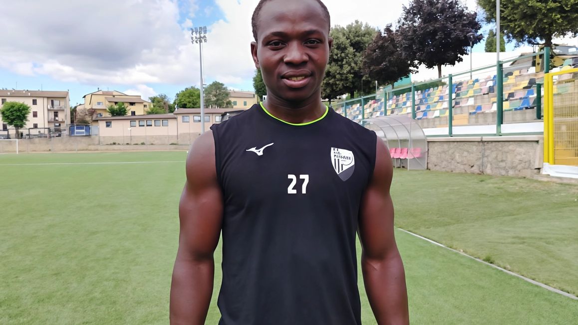 Il centrocampista Moses Odjer, con una carriera tra Serie C e Serie B, rivela il legame speciale con l'allenatore Silvio Baldini e la determinazione della Pianese a puntare in alto, puntando alla salvezza e ai play-off.