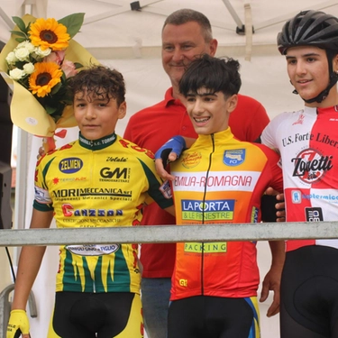 Ciclismo, il tredicenne della Ceretolese trionfa a Scandiano. Pellegrino vola: è campione regionale