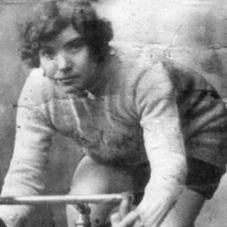 Ciclismo, a Vignole di Quarrata un dibattito sul superamento delle barriere: la storia di Alfonsina Strada