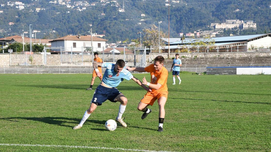 Davide Cutroneo segna il gol vittoria per Fratres Perignano contro Cenaia