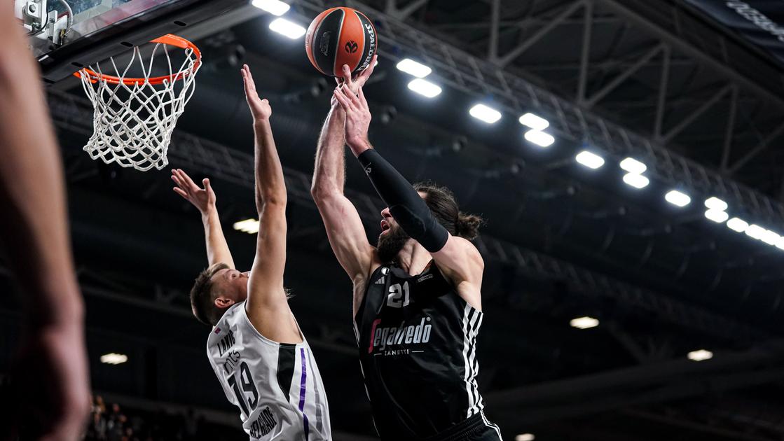 Basket coppe europee: tris di sconfitte per Bologna, Trento e Sassari