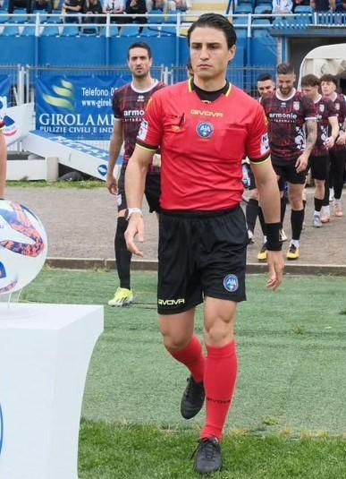 https://sport.quotidiano.net/image-service/view/acePublic/alias/contentid/ZmU3NDZkMjUtOTZiZS00/0/zanotti-raggiunge-rapuano-in-a-e-guitaldi-approda-tra-i-prof.jpeg