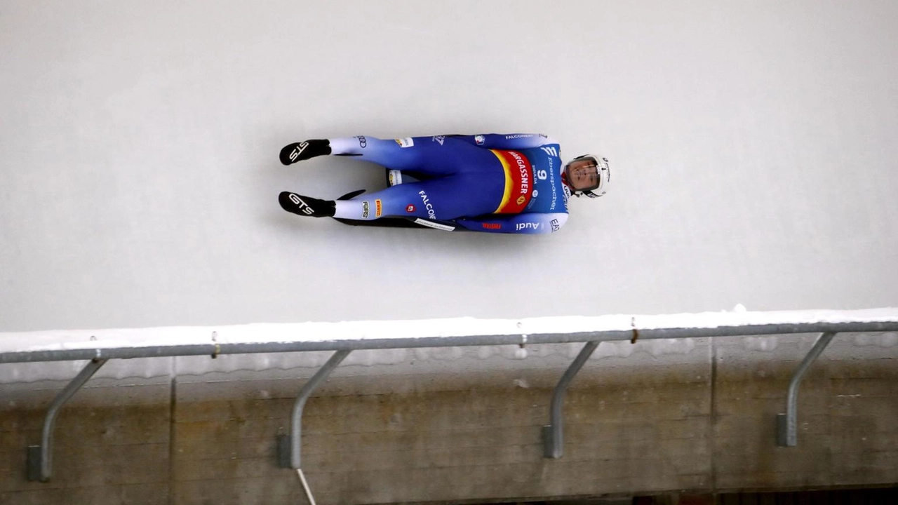 Dominik Fischnaller chiude quarto a Sigulda, mancando il podio per soli 75 millesimi nella Coppa del Mondo di slittino. Dominik Fischnaller chiude quarto a Sigulda, mancando il podio per soli 75 millesimi nella Coppa del Mondo di slittino.